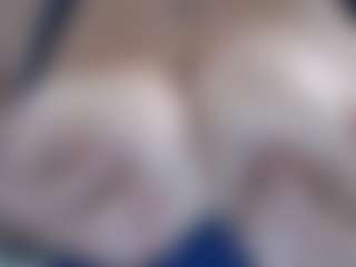 Pussygrabber2000's Live Sex Cam Show