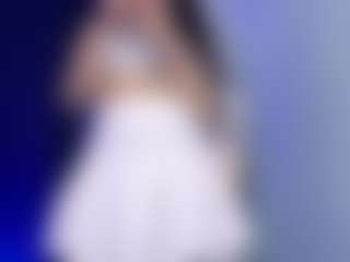 Live cam show with Emilyy05 - Thin on EXY