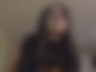 Emilyy05's Live Sex Cam Show