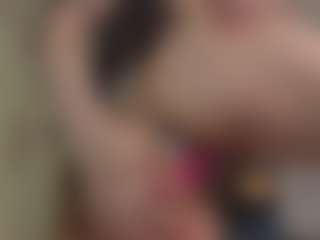 Emilyy05's Live Sex Cam Show
