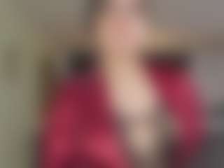 Emilyy05's Live Sex Cam Show