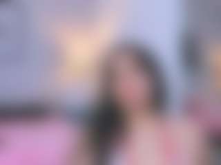 Emilyy05's Live Sex Cam Show