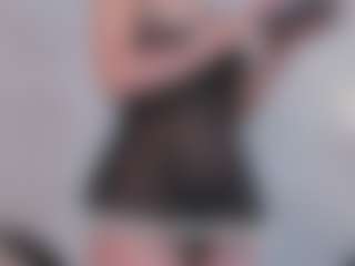 Live cam show with Emilyy05 - No Smoking on CamwithHer