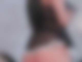 Live cam show with Emilyy05 - Striptease on Dolls Live