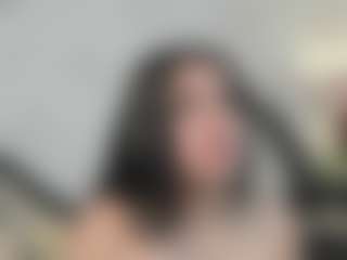 Emilyy05's Live Sex Cam Show