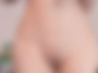 Live cam show with Emilyy05 - Athletic on Gym Cam Girls