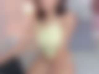 FreyaCameroon's Live Sex Cam Show
