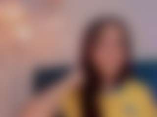 Live cam show with FreyaCameroon - Skinny on Camming Site