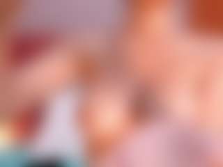 Live cam show with FreyaCameroon - Squirt on Camming Site