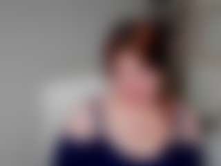Show di cam dal vivo con GingerKiss - Plussize su Camsoda