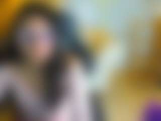 Live cam show with Honeydoll-Tf - Striptease on parknlotfishbdy