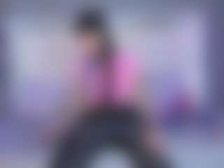 IzzyMoon's Live Sex Cam Show