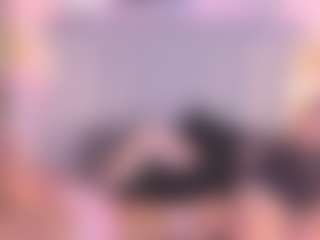 Live cam show with Kaliykatie2 - Small Tits on AdultVida.com