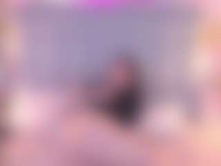 Live cam show with Kaliykatie2 - Cum on StripNow