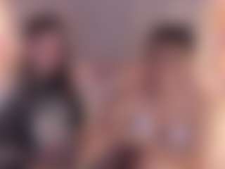 Live cam show with Kaliykatie2 - Skinny on AdultVida.com