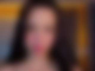 Live cam show with BOOBSKIM - Brown Eyes on Camsoda