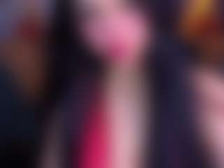 Live cam show with BOOBSKIM - Strip on live18s.com