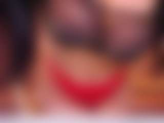 Live cam show with BOOBSKIM - Skinny MILF on xxxlivecams.org