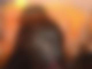 Live cam show with BOOBSKIM - Camel Toe on realtime-chat