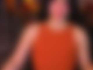 Live cam show with BOOBSKIM - Skinny MILF on Cam Slut