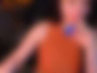 Live cam show with BOOBSKIM - Brown Eyes MILF on Gym Cam Girls