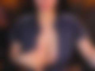 Live cam show with BOOBSKIM - College MILF on thefappeningchat.com