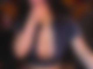 Live cam show with BOOBSKIM - HD MILF on studioflirtlive.com