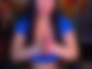 Live cam show with BOOBSKIM - Skinny MILF on LiveSexCams6