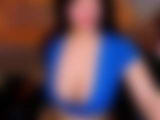 Live cam show with BOOBSKIM - Big Tits on Camsoda