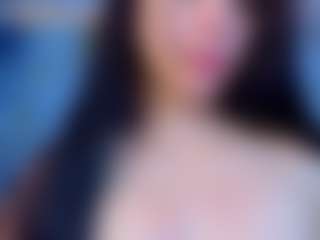 Live cam show with BOOBSKIM - Oil on AdultVida.com