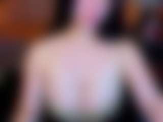 Live cam show with BOOBSKIM - Solo on live18s.com