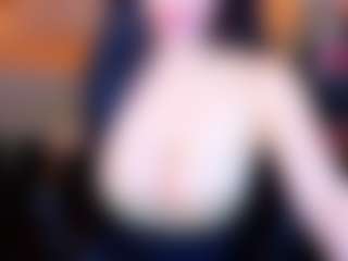 Live cam show with BOOBSKIM - Camel Toe on madthumbs
