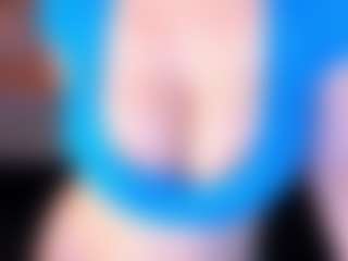 Live cam show with BOOBSKIM - Squirt MILF on googirlz
