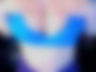 Live cam show with BOOBSKIM - Squirt on Camsoda