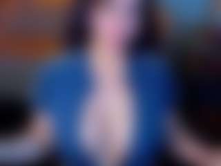 Live cam show with BOOBSKIM - Body Massage on Camsoda
