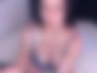 La MILF BOOBSKIM en direct sur webcam