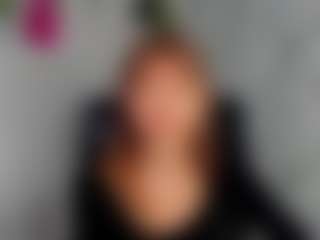 KiraBliss's Live Sex Cam Show
