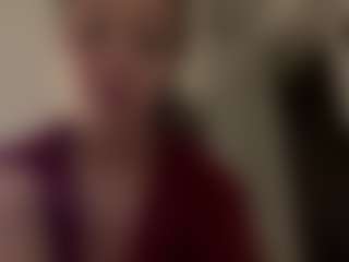 Live cam show with Lusy - Skinny on live18s.com