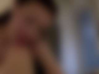 Live cam show with Lusy - Upskirt on Camsoda