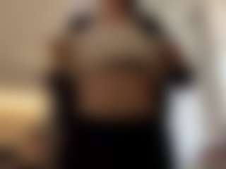 Live cam show with Lusy - Butt Plug on xDating