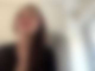 Live cam show with Lusy - Butt Plug on friskycurves.com
