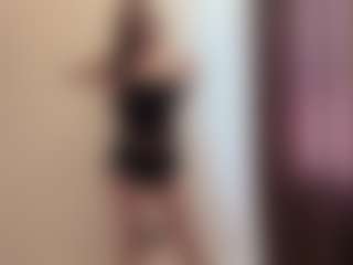 Live cam show with Lusy - Black Squirt on SinfulBabes