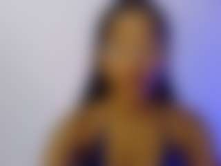 Live cam show with lunnavelour - Facial on Dare Cams