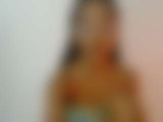 lunnavelour's Live Sex Cam Show