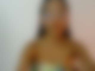 lunnavelour's Live Sex Cam Show