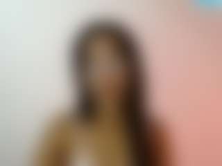 Live cam show with lunnavelour - Thin on StripNow
