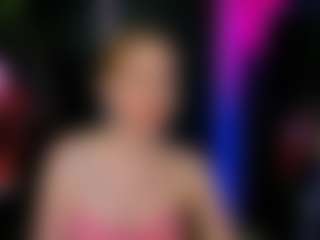 Live cam show with lyra-donna - Green Eyes on Camsoda