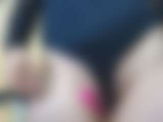 Live cam show with Melody-Clum-R - Ass Bouncing on Chatstar