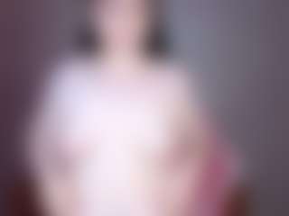 MichelleHost's Live Sex Cam Show