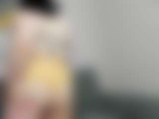 MichelleHost's Live Sex Cam Show